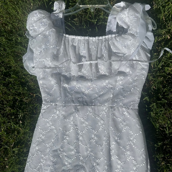 Country White Lace Off Shoulder Maxi Dress - Picture 7 of 13